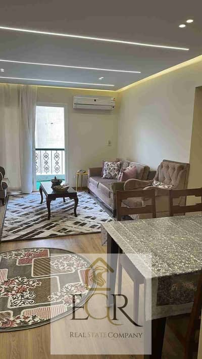 للإيجار مفروش اول سكن بموقع متميز جدآ فيو جاردن