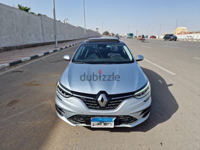 رينو ميجان 2022 سيجناتشر تربو