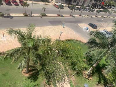 165m for rent madinaty B10 beside services master room