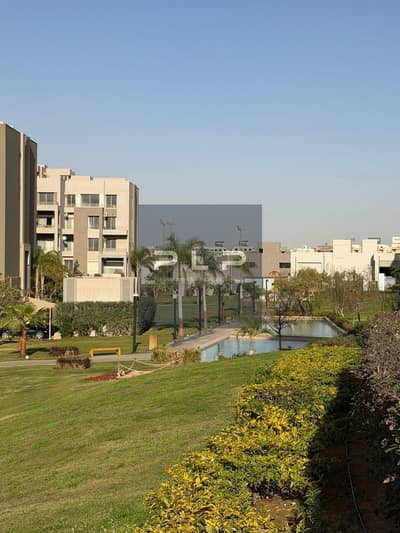 بنتهاوس للبيع في كمبوند فيليدج جيت قطاميه Village Gardens Katameya (VGK) – التجمع الخامس استلام فوري متشطب بالكامل
