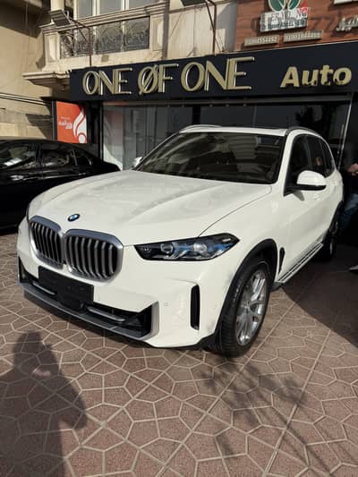 Bmw x5 m40  2025
