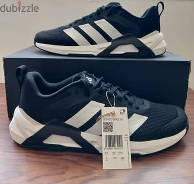 كوتشي  Dropset  Training من Adidas المقاس: 42 2/3 بالكرتونه