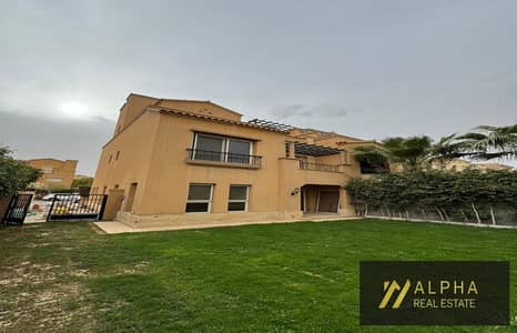 Luxury Twin House for Rent in Mivida Compound