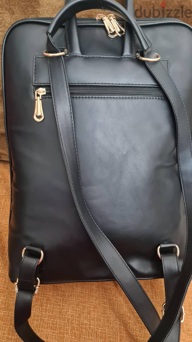laptop backpack 2