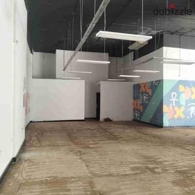 فرصة استثمارية ذهبية. . معرضك في قلب الحدث! لأصحاب الرؤية والمشاريع الكبرى، معرض تجاري فاخر للإيجار بموقع لا يحتاج لوصف، حيث تلتقي الكثافة السكانية بالقوة الشرائية! الموقع الاستراتيجي: على المحور الخدمي مباشرة – النقطة الأكثر حيوية. علامة مميزة فرصة استثمارية ذهبية. . معرضك في قلب الحدث! لأصحاب الرؤية والمشاريع الكبرى، معرض تجاري فاخر للإيجار بموقع لا يحتاج لوصف، حيث تلتقي الكثافة السكانية بالقوة الشرائية! الموقع الاستراتيجي: على المحور الخدمي مباشرة – النقطة الأكثر حيوية. علامة مميزة