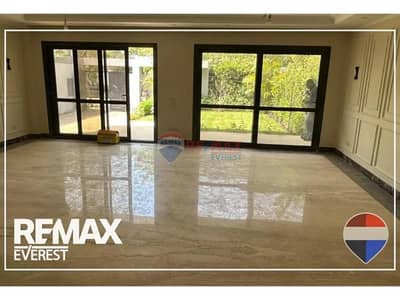 Quattro for rent in Patio EL-Zahraa -Kitchen ans acs