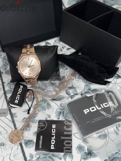 Police woman montaria watch with the necklace (set)