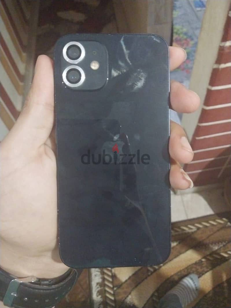 ايفون ١٢ 2