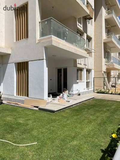 I villa بجاردن خاصه وسعر لقطه بفيو مفتوح علي لاجون بالقرب من أكتوبر بلازا ونادي الصيد