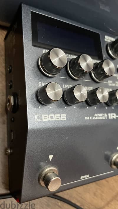 Boss IR200 cabinet and amp simulator pedal