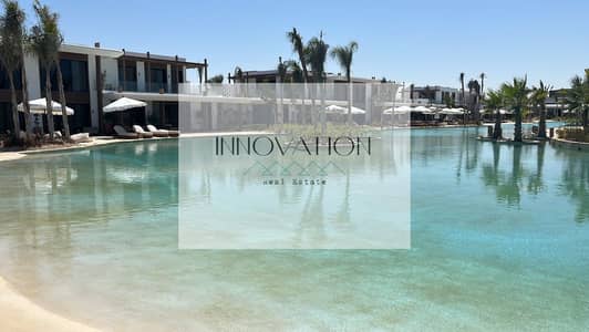 Zoya North Coast للبيع — شاليه 145م² + جاردن 245م² · لاجون 2 · 3 غرف · تكييفات · تسليم Q2/2027