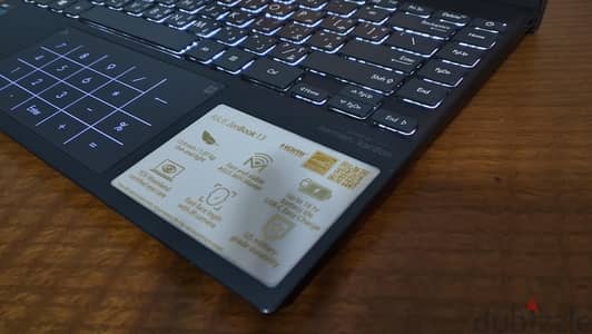 ASUS ZenBook 13 EX325E OLED