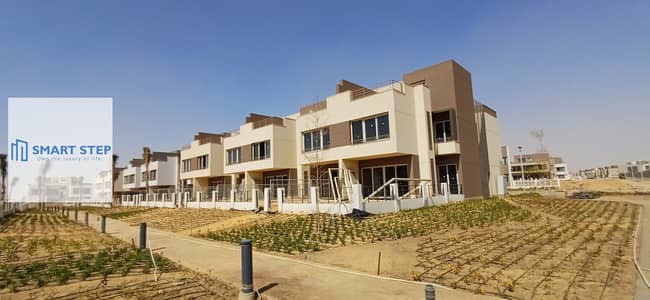 فرصة أستلام فوري تاون هاوس كورنر بأقل سعر للبيع في بالم هيلز القاهرة الجديدة - palm hills new cairo