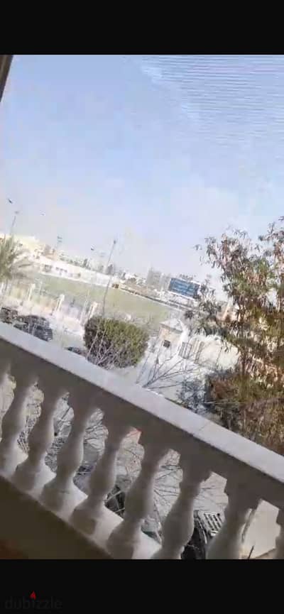 شقة للبيع 230م تطل على نادى الشيخ زايد