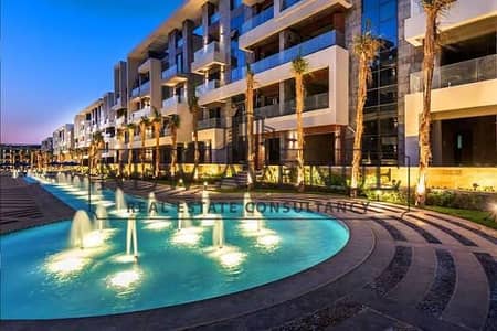 شقة بروف 185 متر متشطب بالكامل بالتكييفات للبيع في باتيو كازا – موقع مميز بأفضل سعر  Patio Casa روف 100 متر