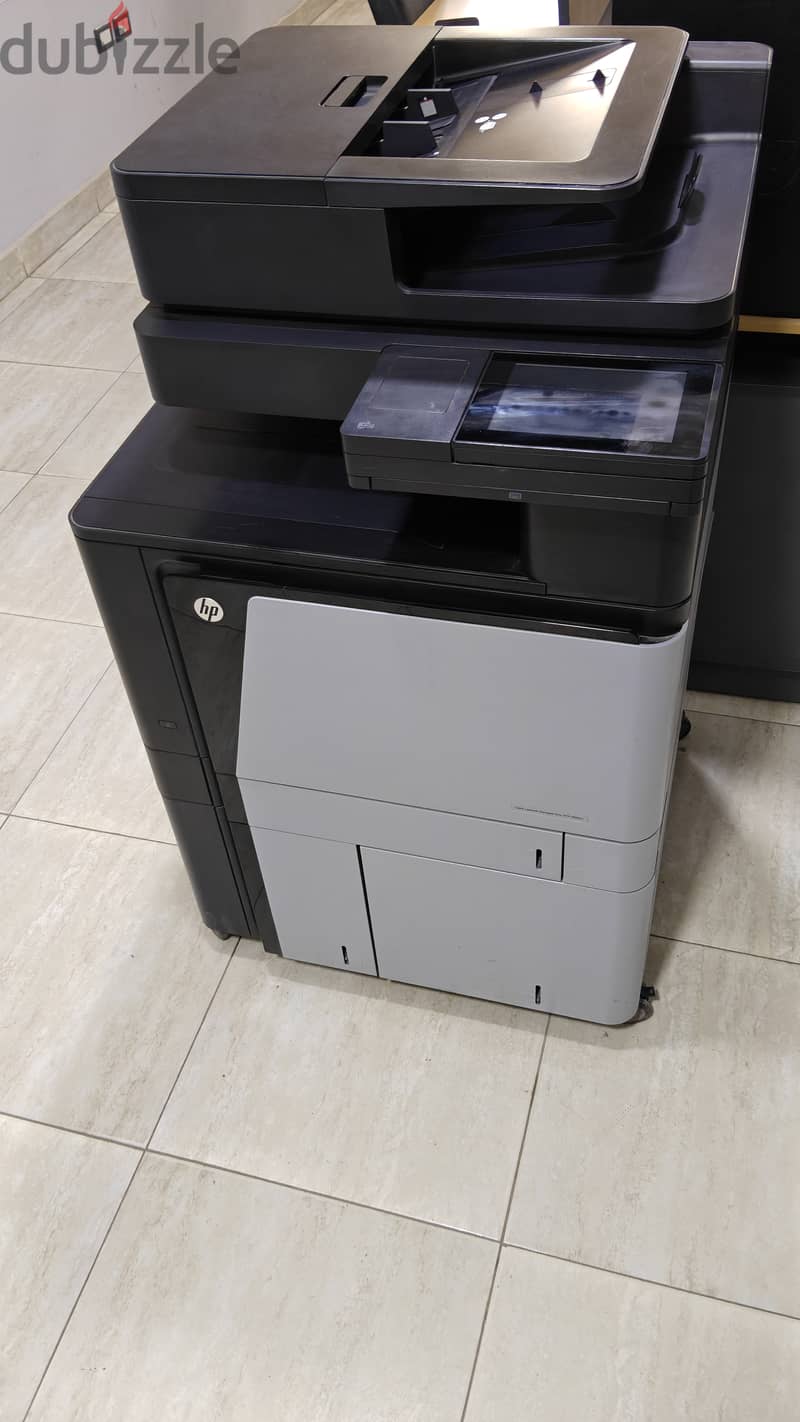 Hp M880 1
