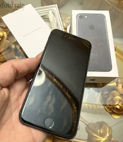 iPhone 8 Black 256 GB — حـالـه ممتـازة