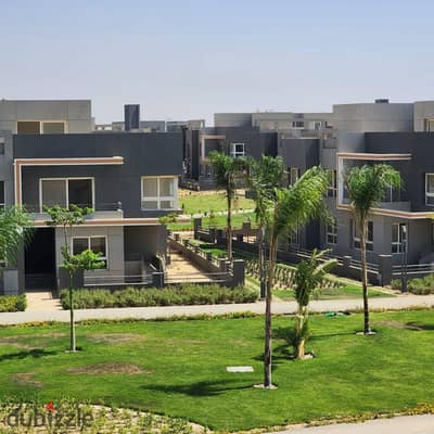 Apartment with garden and fully finished with a landscape view in a prime location