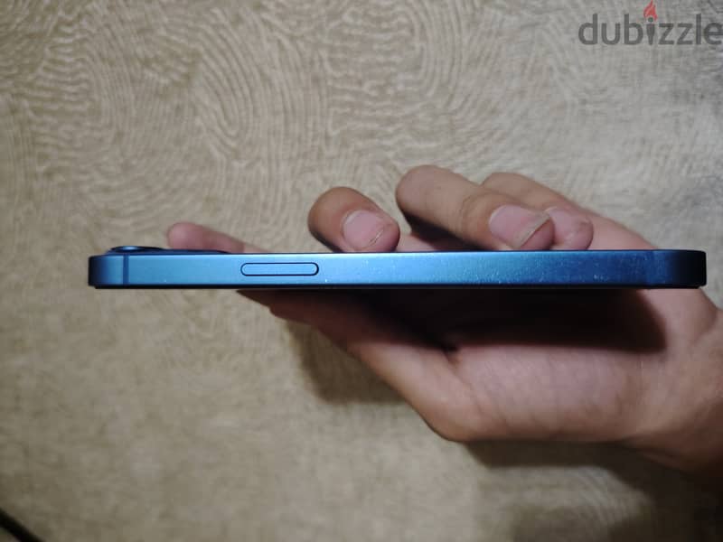 iPhone 13 3