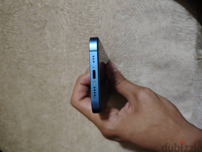iPhone 13 6