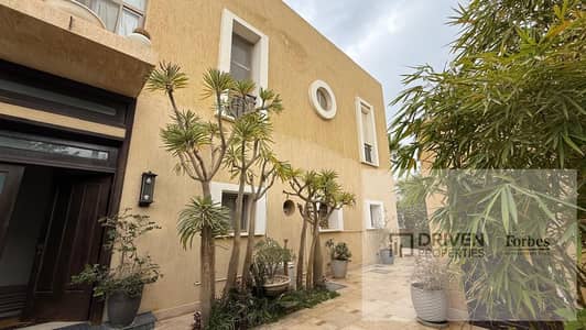 اقل سعرفيلا مستقله متشطبه بالكامل 5 غرف للبيع في كمبوند اليجريا Allegria Compound بيفرلي هيلز الشيخ زايد الجيزه