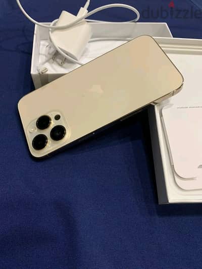 متوفر   14pro max