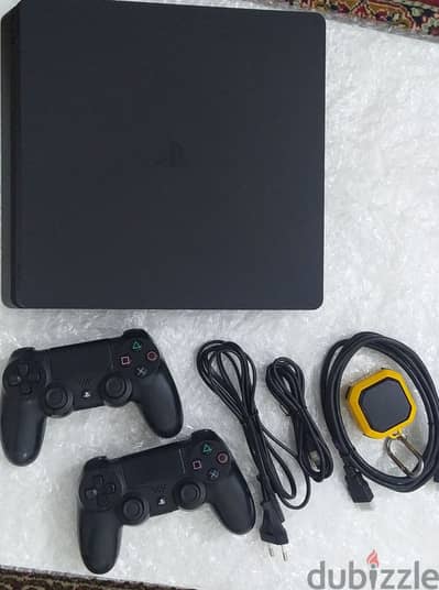 عرض بيع بلايستيشن PS4 slim سوفت 6.72 + باقه العاب كامله