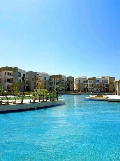 شاليه ٤٠ م و ٣١ روف للبيع فى زهره الساحل الشمالى شاليه من النماذج النادره بسعر رائع