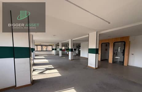 مكتب اداري للايجار تشطيب الترا لوكس 600م المعادي