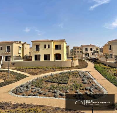 فيلا منفصله 470م ارض بتسهيلات في سيتي جيت ديار القطريه التجمع الخامس -باقل من سعر السوق Open View - Overlooking Greenery