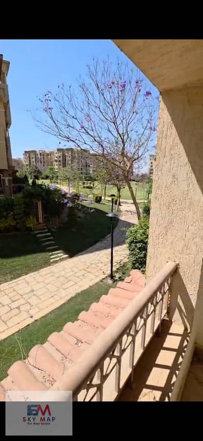 شقه إيجار 211م في مدينتي في B3 خطوات من الخدمات والحركه فيو جاردن