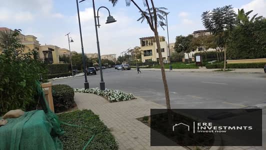 ستاند الون فيلا للبيع باقل مقدم في الماركت وموقع متميز جدا بفيو علي لاند سكيب في كمبوند ميفيدا جاردنز المستقبل سيتي