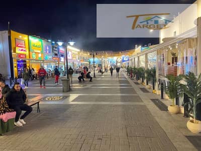 للبيع محل بأميز موقع فى السوق التجارى القديم الرحاب