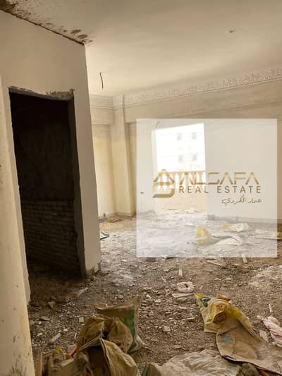 شقه استلام فوري 160 متر صافي كامله عدادات نصف تشطيب