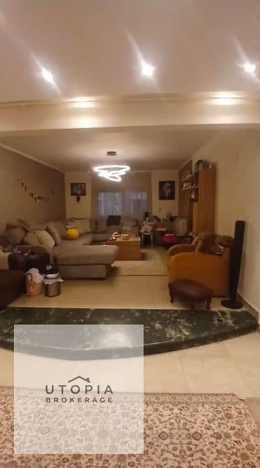 Apartment for Sale in Heliopolis on El Matar Street | 300 sqm | 3 Bedrooms & Spacious Reception | 3rd Floor | Prime Location Near All Services