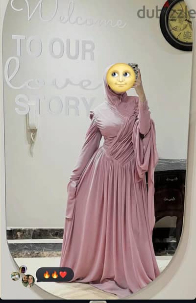 فستان سواريه موف روز شيك جدًا للمناسبات والخطوبة