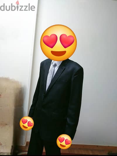 بدلة عريس وللحفلات للبيع