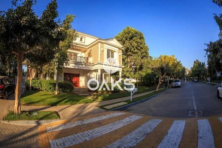 فيلا  مستقلة للبيع من ماونتن فيو متشطبة بالكامل جاهزة للمعاينة فى قلب اكتوبر بالقرب من ميدان جهينة ومول العرب