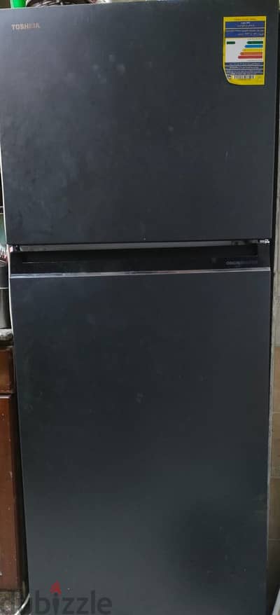 Toshiba fridge ٢ باب