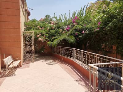 Villa for rent - stunning space and a price lower than expected. . . a rare opportunity!