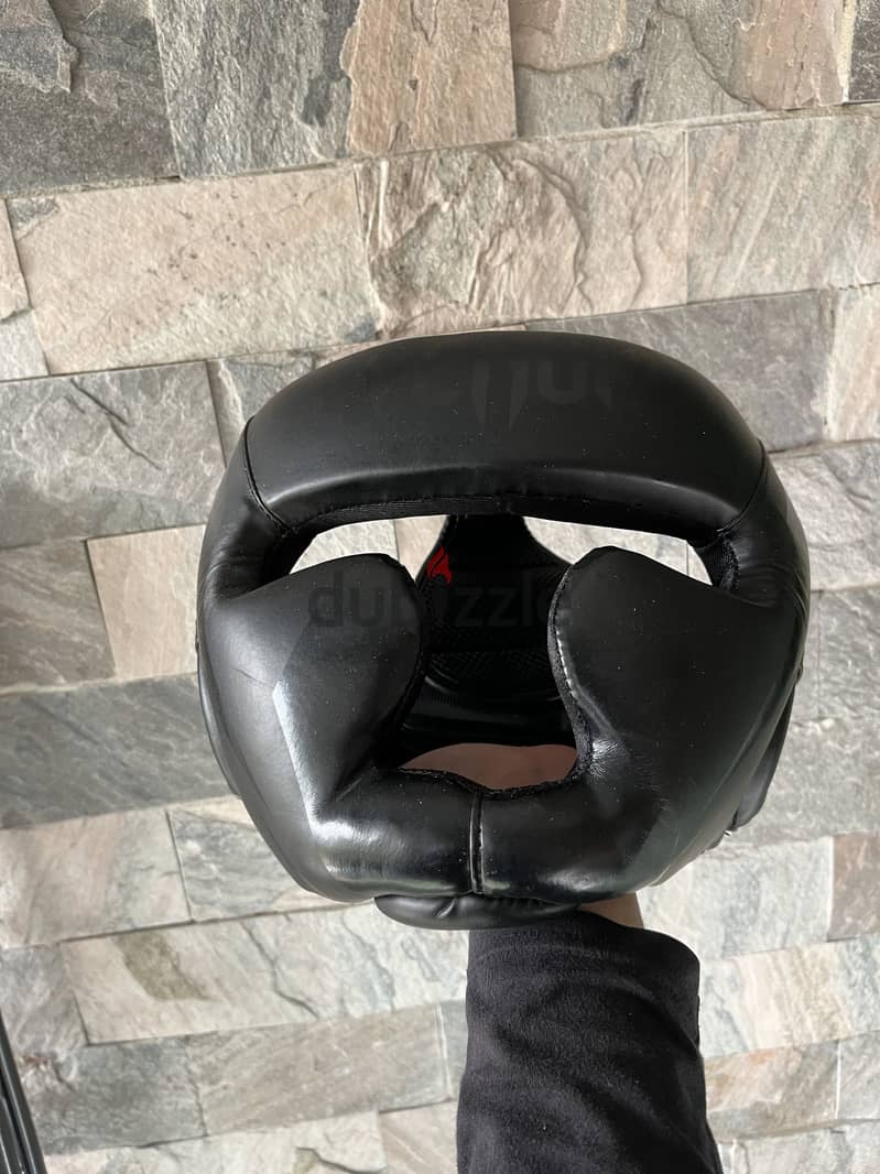 Headguard&shinguard 5