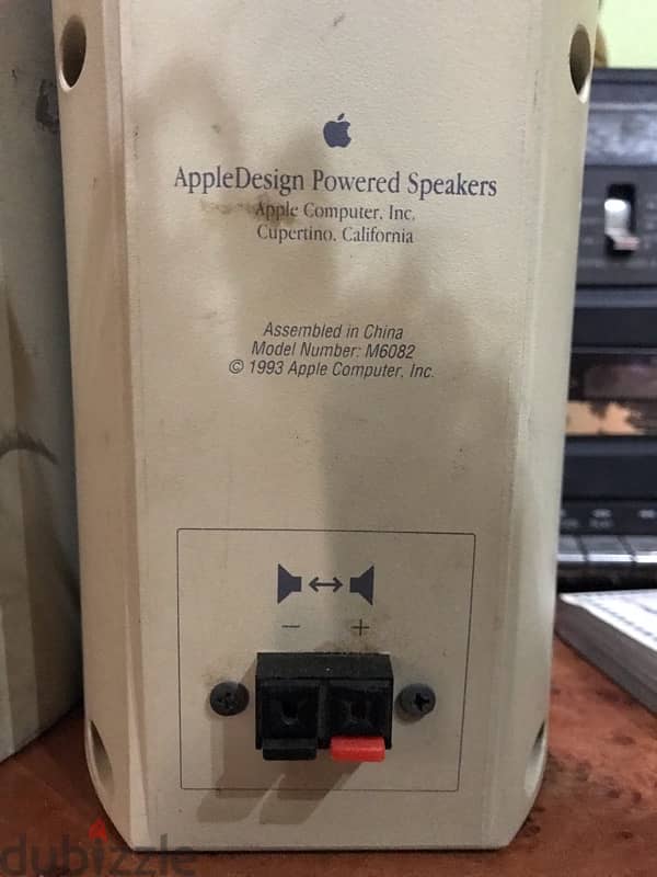 apple speaker 2
