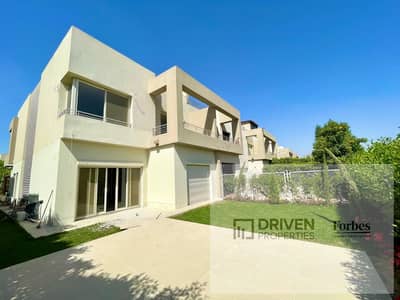 High End Finished With Kitchen ACs Townhouse for Rent in Woodville Palm Hills 6th of October