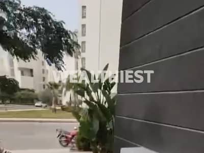 فرصة استثمارية نادرة ستوديو للبيع كاش في B8 مدينتي بموقع مميز قرب النادي وThe Spine وتشطيب شركة واستلام فوري