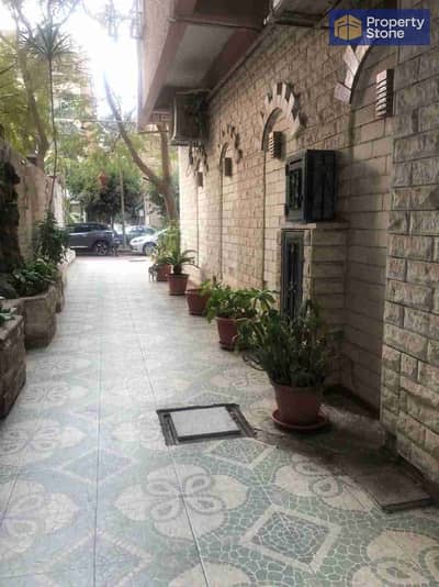 Distinct apartment for sale in the New Maadi, with a prime location and near all services, easily accessible location