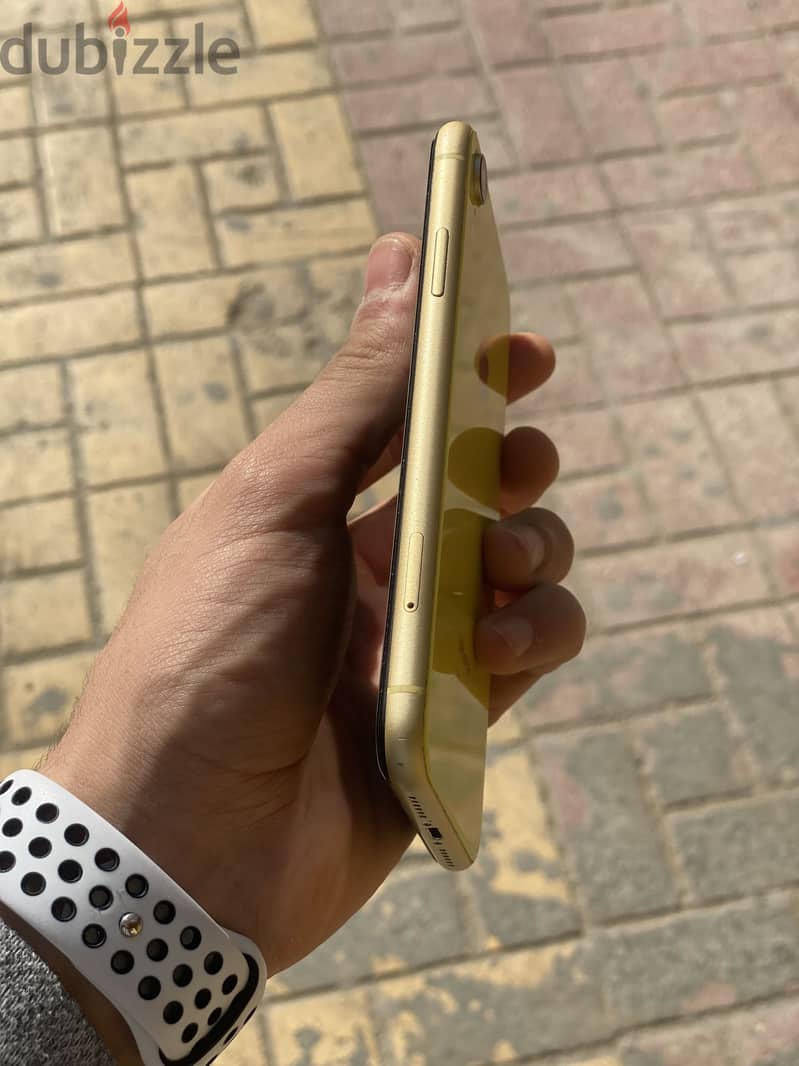 iPhone xr 2