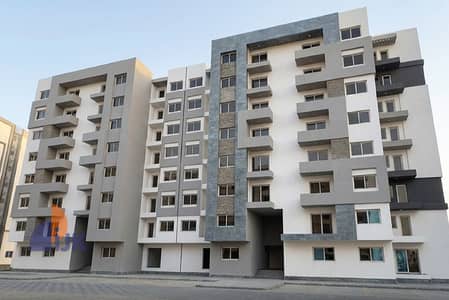 Apartment for immediate occupancy opposite Celia Compound by Talaat Mostafa on the Green River in the most prestigious area of the New Administrative