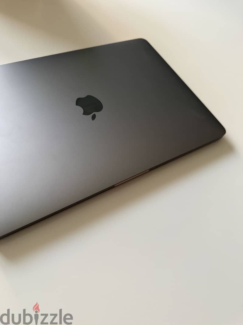 Mac book pro 13 inch 1