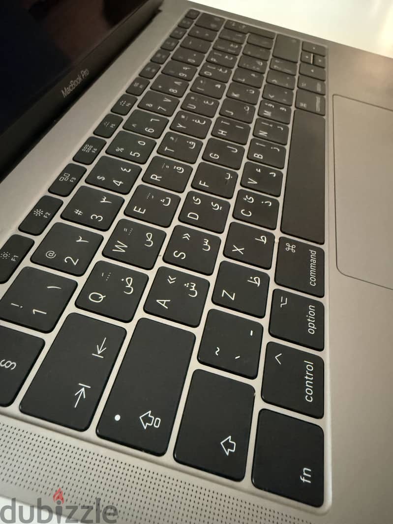 Mac book pro 13 inch 2