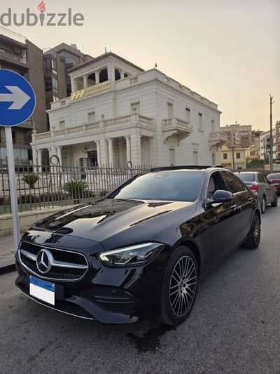 Mercedes-Benz C180 Wakeel
